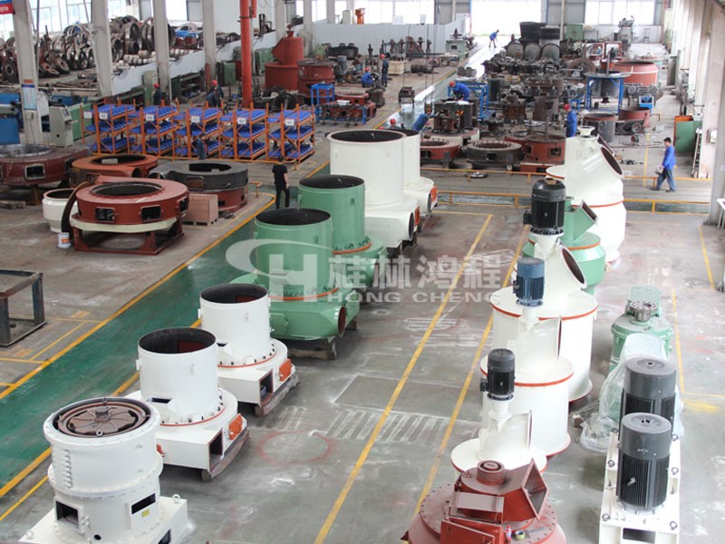 小型礦石磨粉機在哪里能買到？ 到桂林鴻程磨粉機生產基地