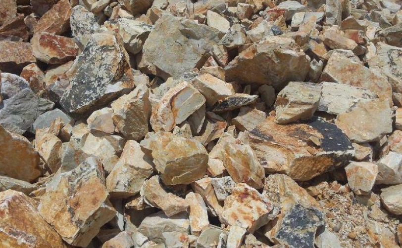 耐火材料原料有哪些？耐材專用磨粉機告訴你